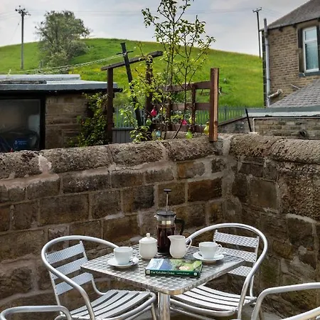 Belle Vue - * Skipton