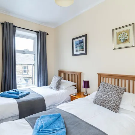 Holiday home Belle Vue - - A Highly Rated From - On A Level Street Skipton